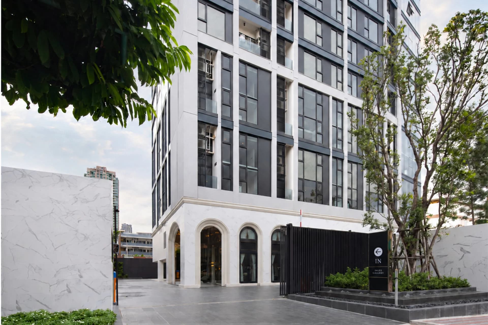 Altitude Symphony Charoenkrung