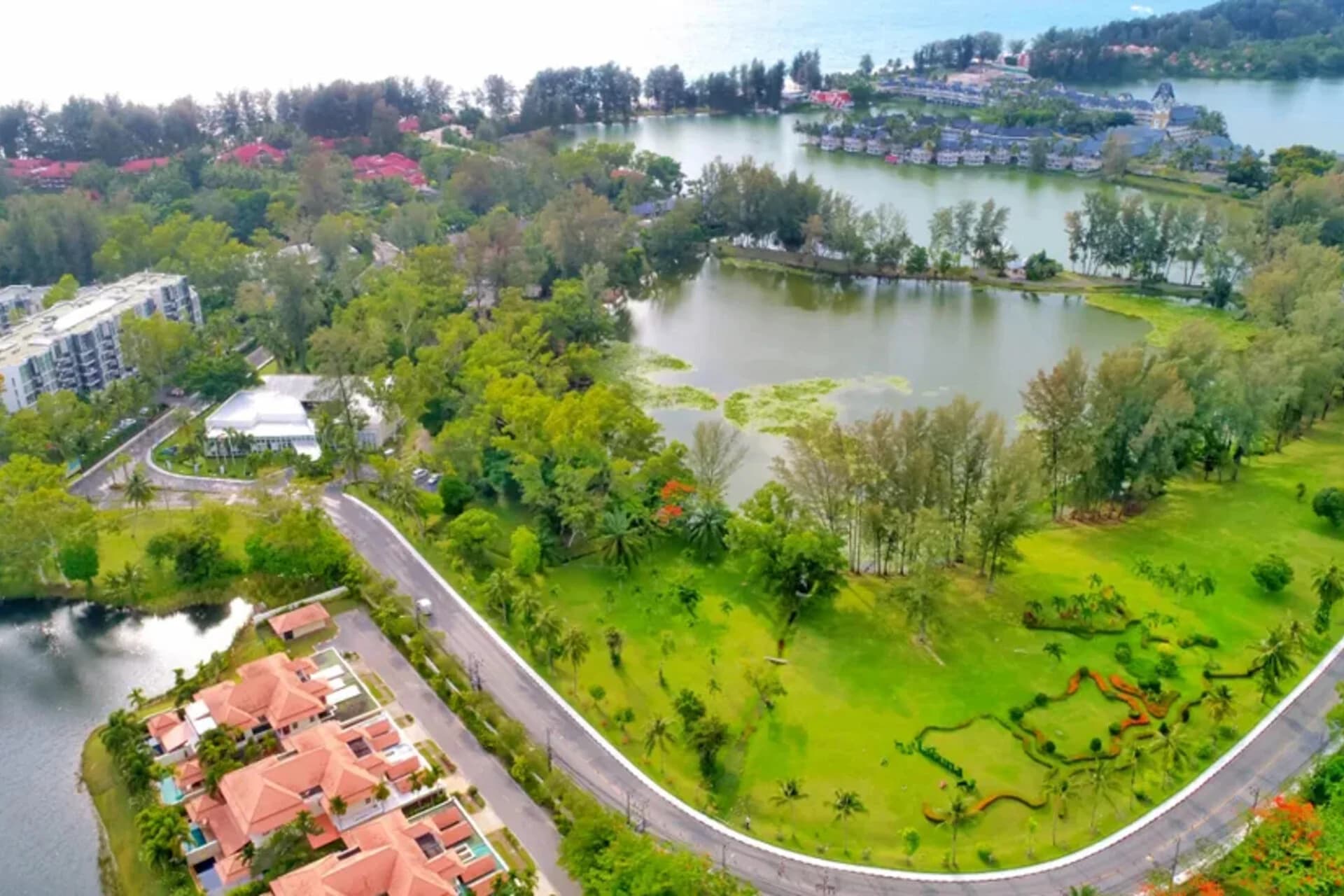 Skypark Elara Lakelands Phuket