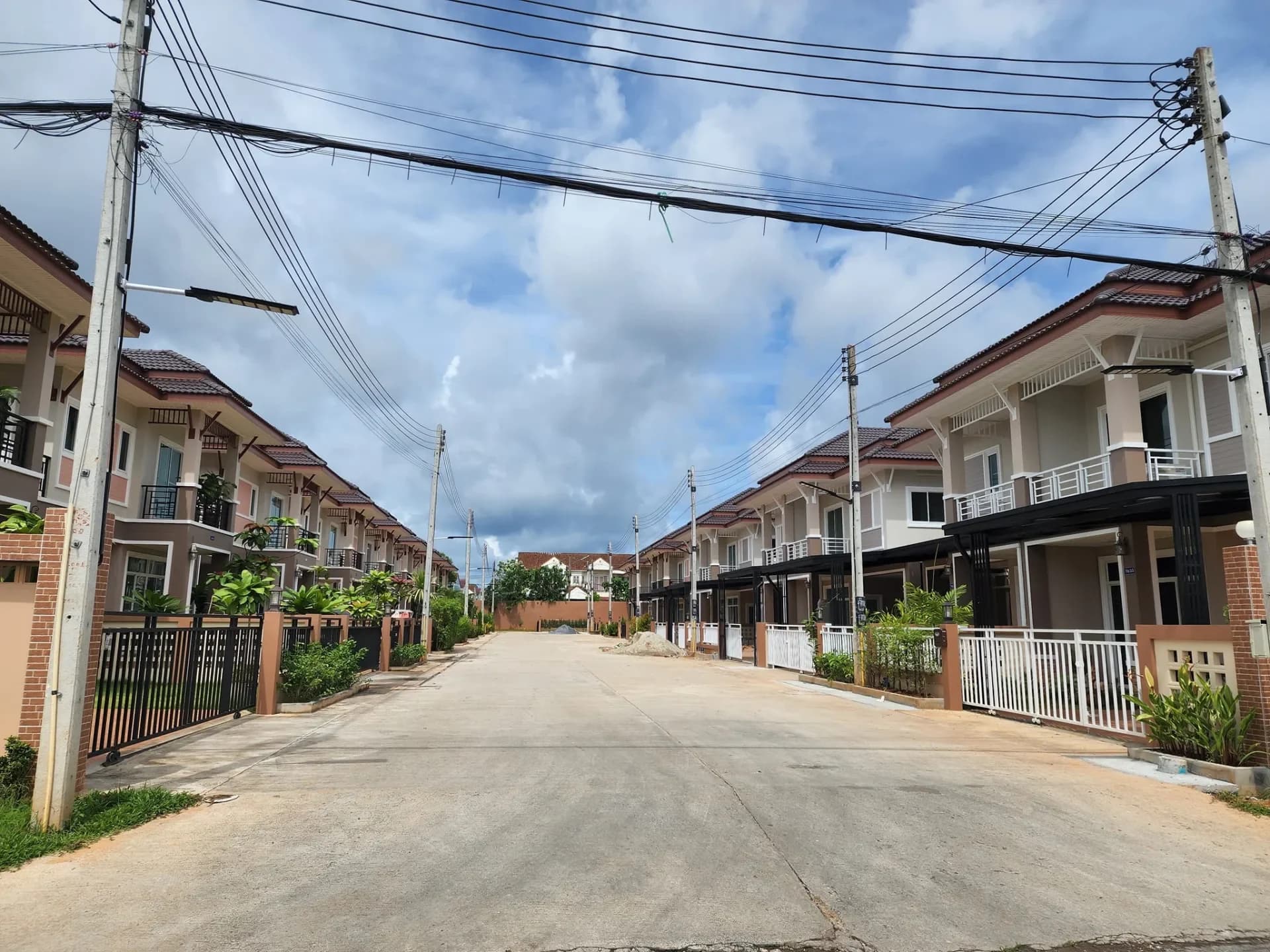Srinangdin Village 7