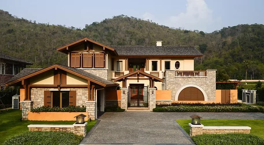 The Creston Hills Residence